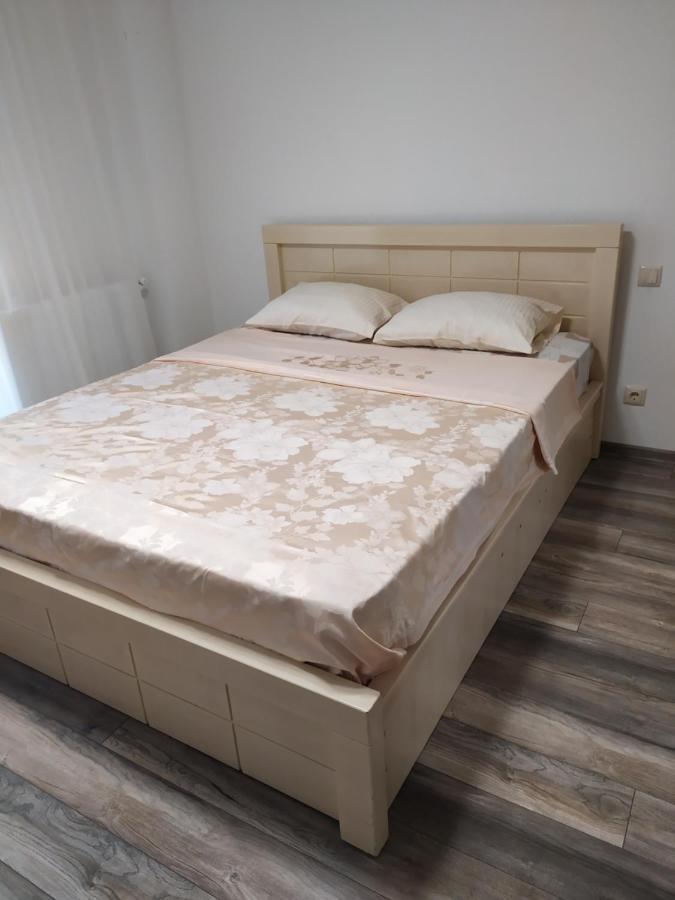 Tikas Home Апартаменты Tbilisi Eksteriør billede