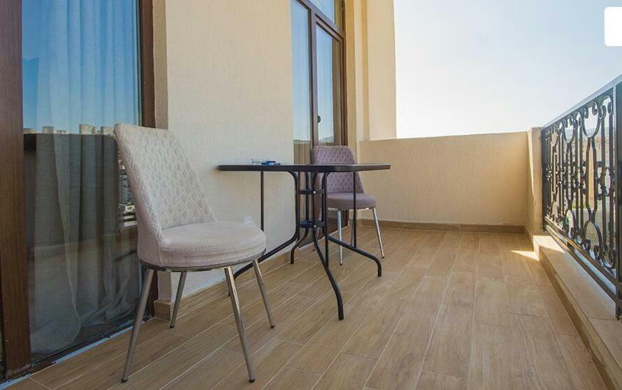Tikas Home Апартаменты Tbilisi Eksteriør billede